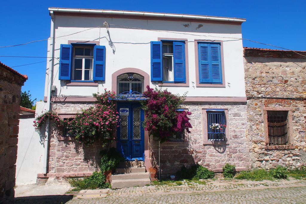 Istanbul Pension Айвалык Экстерьер фото