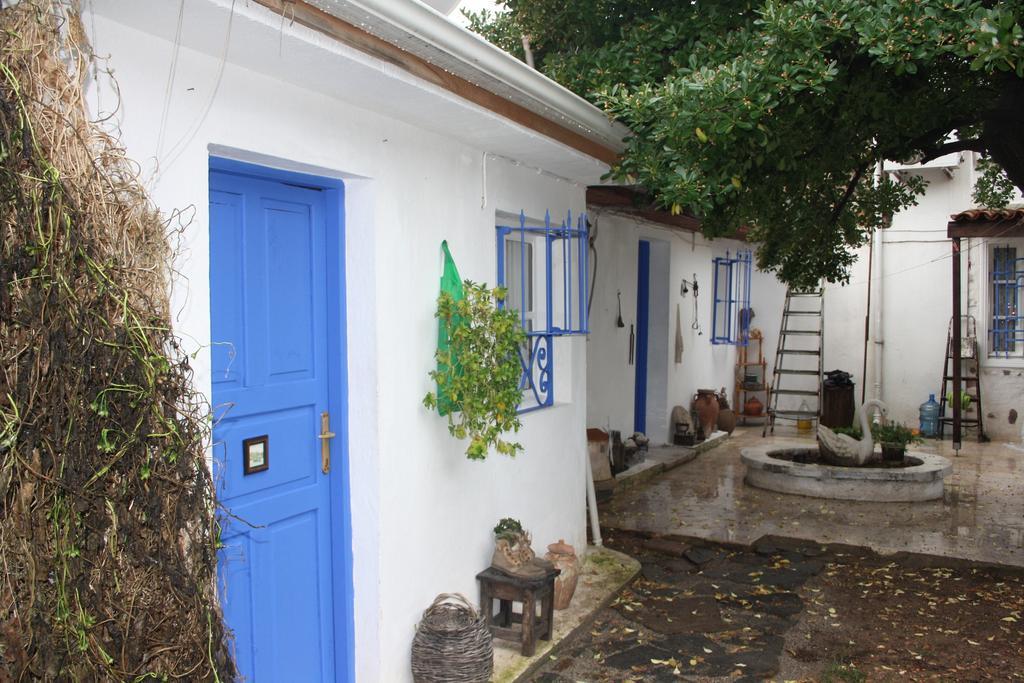 Istanbul Pension Айвалык Номер фото