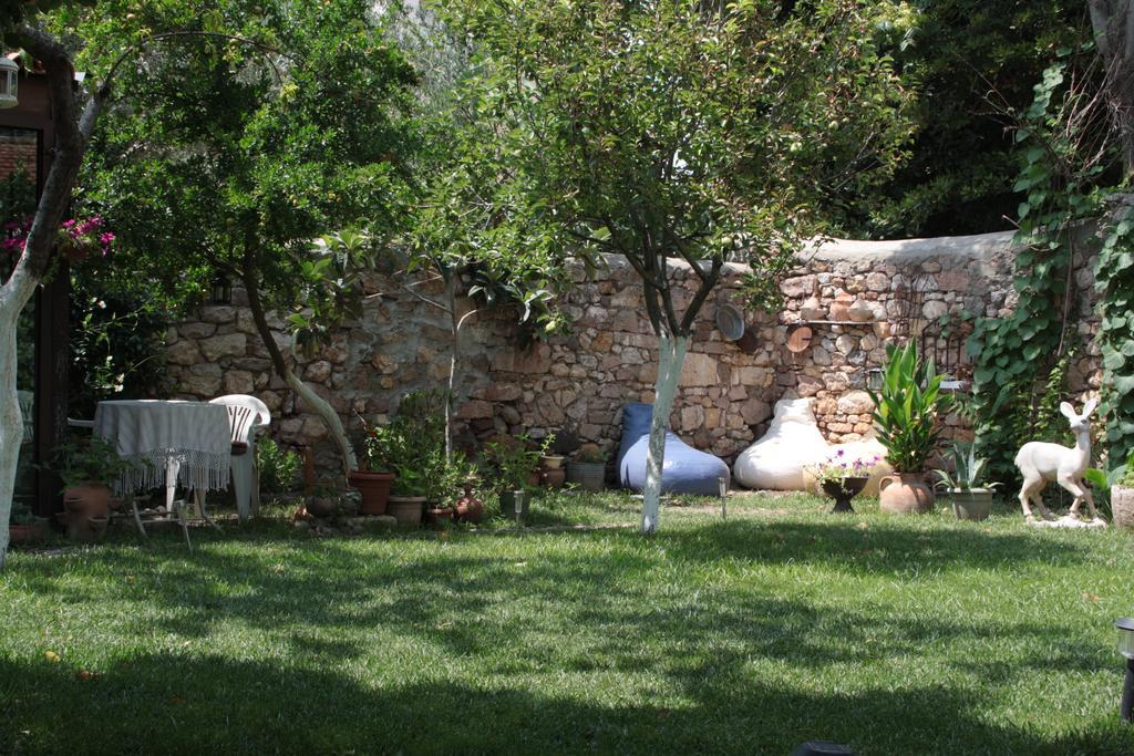 Istanbul Pension Айвалык Экстерьер фото